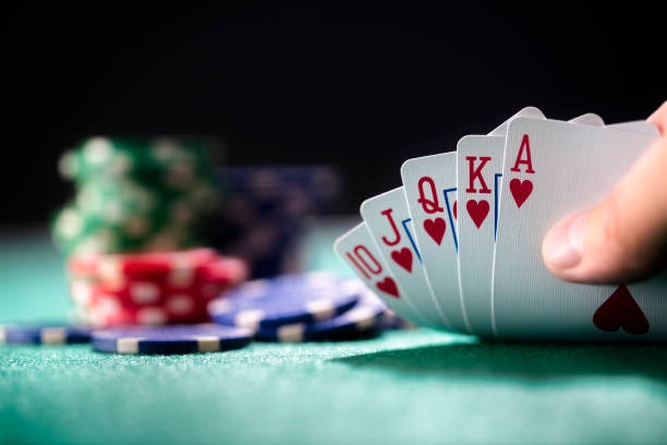 aura hoki platform interface showing sportsbook, live dealer, and slots categories